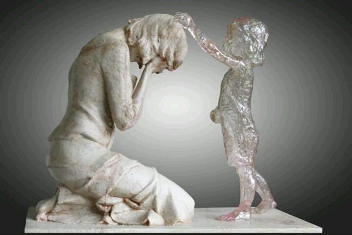 Incredibly Moving Sculpture Shows the Pain Women Face 