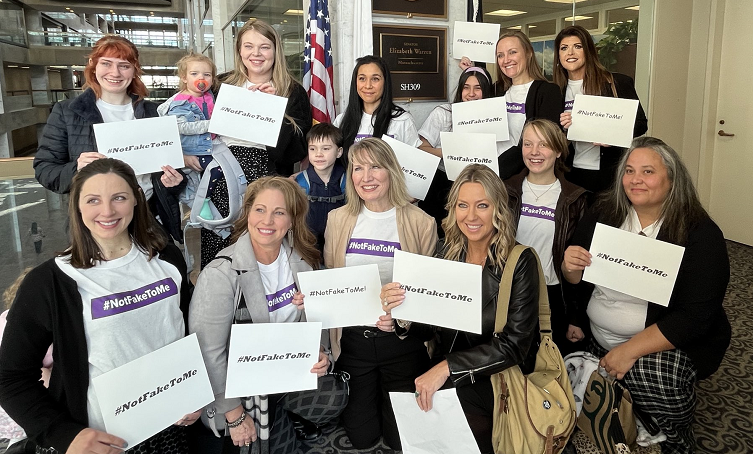 Moms Visit Elizabeth Warren’s Office, Tell Her to Stop Attacking Pregnancy Centers